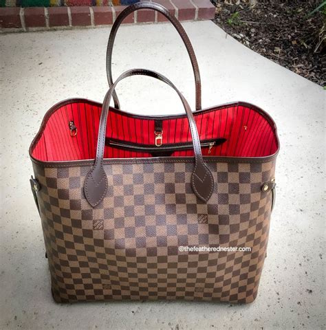 Designer Handbag Review: Louis Vuitton Neverfull .